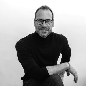 Najava gostujućih predavanja arhitekte Relje Ferušića na Arhitektonskom fakultetu Univerziteta u Sarajevu